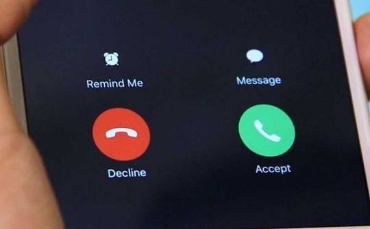 Nhiều iPhone lại dính lỗi không thực hiện được cuộc gọi