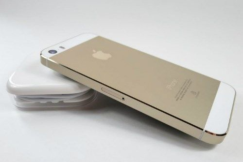 iPhone 5s vẫn bán chạy ở Việt Nam dù Apple đã ngừng sản xuất