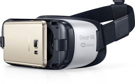 Samsung tặng kèm kính thực tế ảo cho đợt mở hàng Galaxy S7