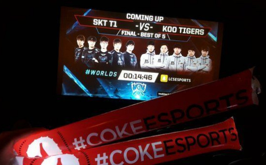 VCS A nâng tầm quốc tế cùng Coca Cola