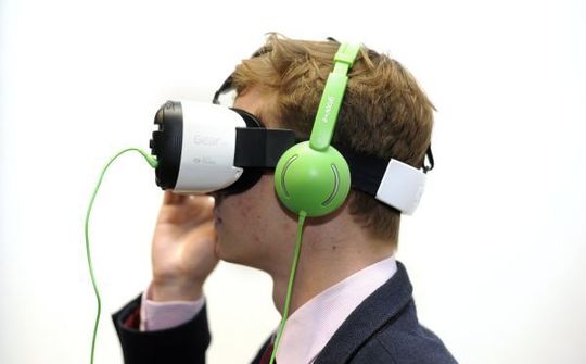 Facebook cải tiến việc truyền nội dung cho thiết bị VR