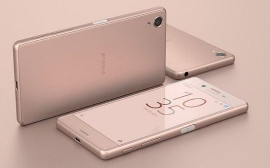Sony gây bất ngờ tại MWC 2016 với dòng Xperia vỏ kim loại