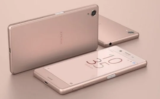 Sony gây bất ngờ tại MWC 2016 với dòng Xperia vỏ kim loại