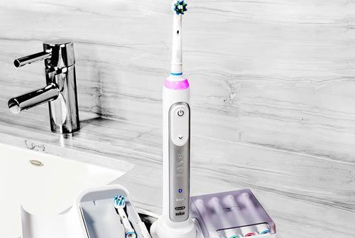 Oral-B ra mắt bàn chải thông minh