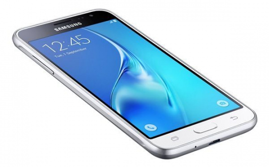Samsung giới thiệu dòng Galaxy J3 chuyên selfie tại Việt Nam