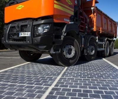Pháp sẽ phủ tấm pin năng lượng Mặt trời cho 1000 km đường bộ