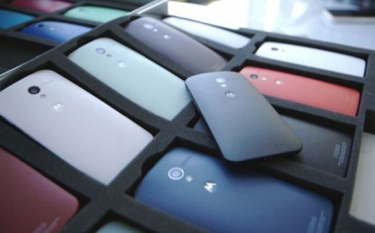 Tại sao các nhà sản xuất Android lỗ vẫn làm?
