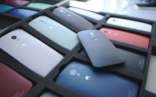 Tại sao các nhà sản xuất Android lỗ vẫn làm?