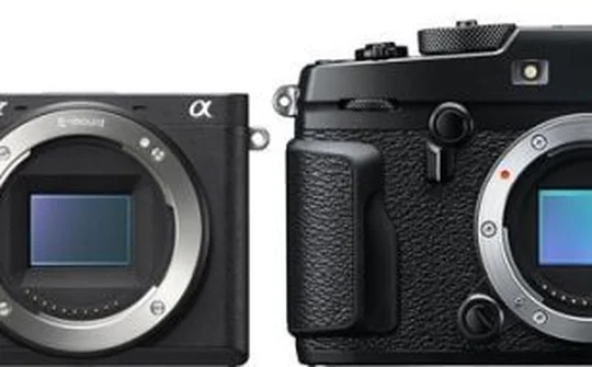 So tính năng cảm biến Sony A6300 và Fuji X-Pro 2