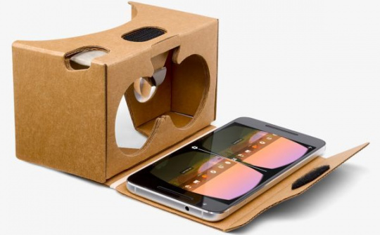 Google bán Cardboard trên hệ thống store online
