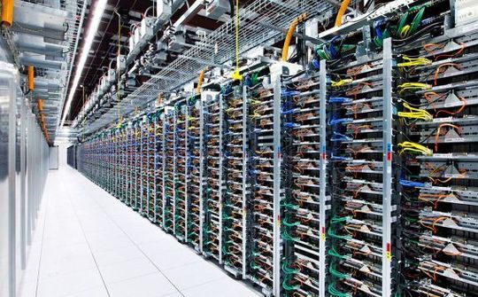Google hợp tác Facebook, phát triển các trung tâm dữ liệu
