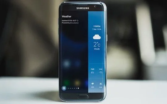 Galaxy S7 edge có bản cập nhật khẩn cấp trước cả khi bán ra