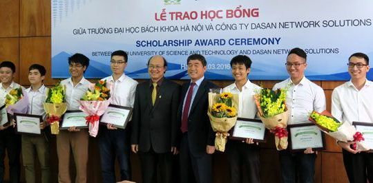 DASAN Network Solutions trao học bổng cho sinh viên ĐH Bách Khoa