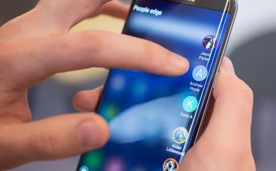 FPT Shop áp dụng bảo hành VIP 1 đổi 1 cho Samsung Galaxy S7/Galaxy S7 Edge