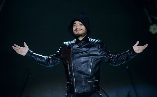 Facebook người dùng Việt tràn ngập status tiếc thương ca sỹ Trần Lập