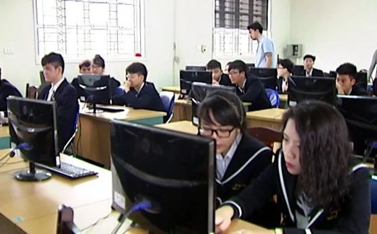 Vượt “Vũ môn” ảo cùng kỳ Thi thử THPT Quốc gia trực tuyến