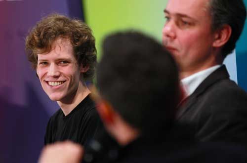 Google chiêu mộ cha đẻ của 4chan