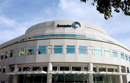 Seagate khoe ổ cứng mới, dọa cho Samsung "hít khói"