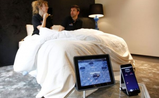 Đệm thông minh giúp... phát hiện ngoại tình