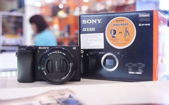 Cận cảnh Sony Alpha 6300: Quay video 4K, 425 điểm nét