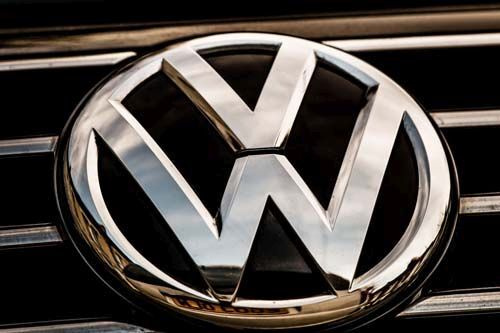 Volkswagen đền bù 5000 USD cho khách hàng sau gian lận