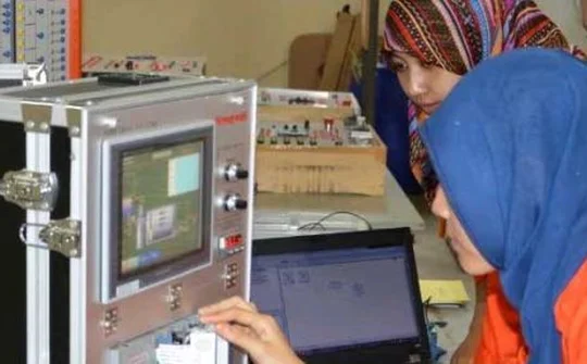 Honeywell tài trợ thiết bị cho sinh viên kỹ thuật tại Indonesia