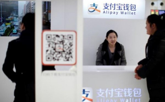 Samsung bắt tay Alibaba cạnh tranh trực tiếp với Apple Pay tại Trung Quốc