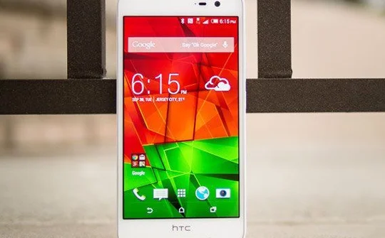 Mua HTC Butterfly 2, bảo hành 3 lần chưa "dứt bệnh"