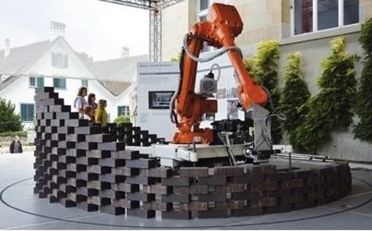 Robot Iran có thể xây nhà cao 200 mét trong 1 ngày