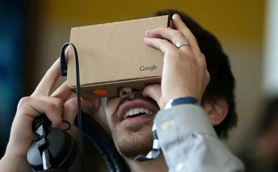 Google đang phát triển một phiên bản Chrome cho VR
