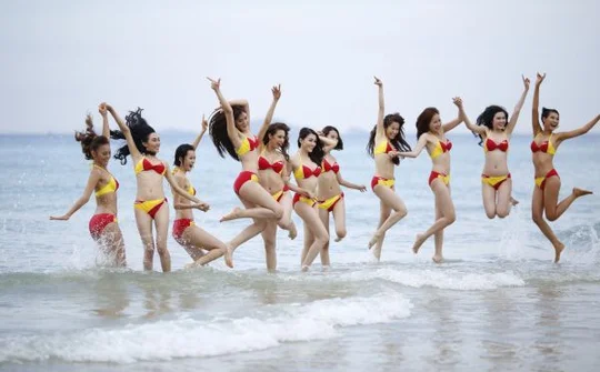 Thử thách Bikini Vietjet: Đội Hà Hồ chiến thắng, An Nguy & Mai Ngô rơi vào vòng nguy hiểm