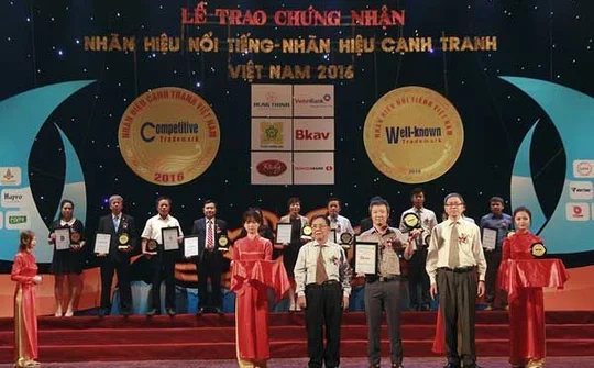Bkav được vinh danh tại Top 10 Nhãn hiệu nổi tiếng nhất Việt Nam lần thứ 4 liên tiếp