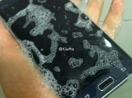 Lộ ảnh Galaxy Note 7 "đi tắm"?