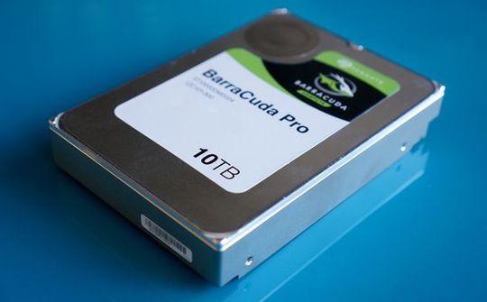 Doanh số PC toàn cầu tiếp tục giảm trong quý 2/2016