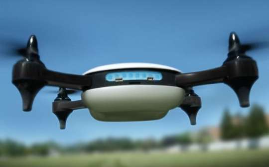 Teal Flycam 4K có thể bay với vận tốc ấn tượng 113km/h