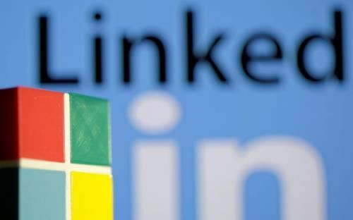 Microsoft thâu tóm LinkedIn: Nước cờ mạo hiểm?