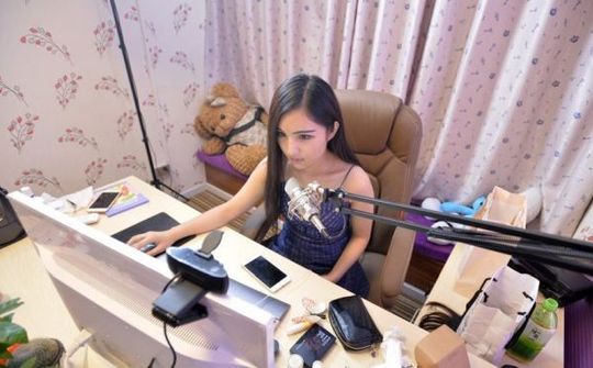 Trung Quốc siết chặt giám sát các ứng dụng streaming