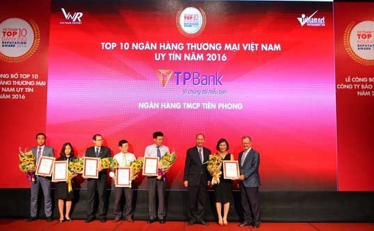TPBank nhận giải thưởng NHTM Việt Nam uy tín nhất năm 2016