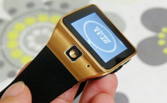 Thị trường Việt Nam tràn ngập smartwatch Trung Quốc giá rẻ