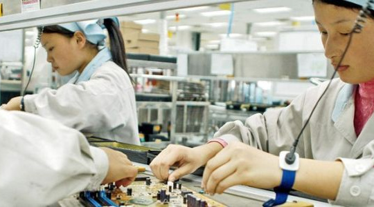 Apple ép đối tác Trung Quốc giảm chi phí