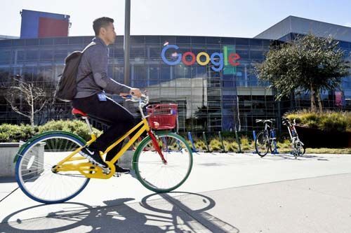 Google bị tấn công vì "theo dõi người dùng"