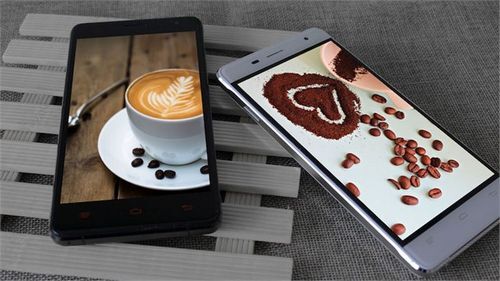 Smartphone tầm trung ngày càng phổ biến