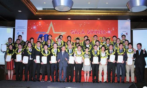 Chương trình 50 Doanh nghiệp CNTT hàng đầu Việt Nam 2016 sẽ có ấn phẩm tiếng Việt