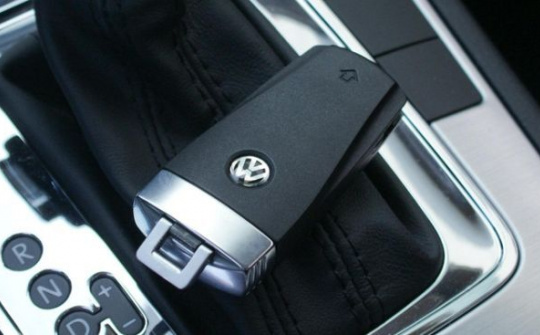 Volkswagen đứng trước nguy cơ bị hack 100 triệu ô tô