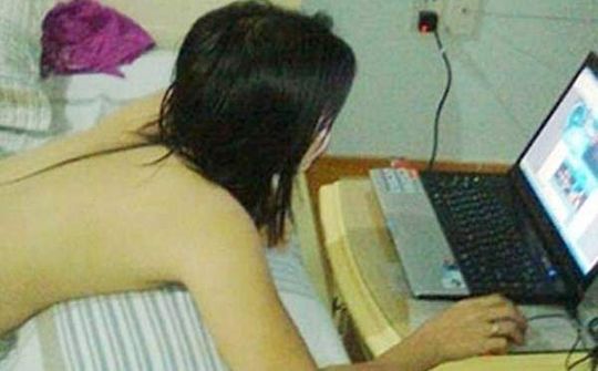 Chat sex lừa tiền, "trò quen" vẫn sập bẫy