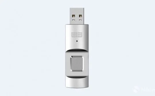 Flash USB bảo mật bằng cảm biến nhận dạng vân tay