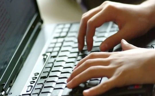 75% trang web phổ biến thế giới theo dõi người dùng