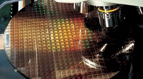 Intel bắt đầu sản xuất bộ xử lý 10nm