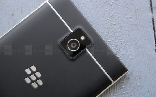 BlackBerry kiện BLU Products vi phạm bản quyền bằng sáng chế