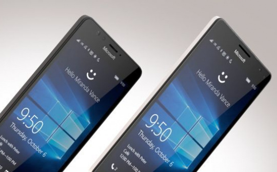Microsoft mạnh tay giảm giá Lumia 950 và 950 XL